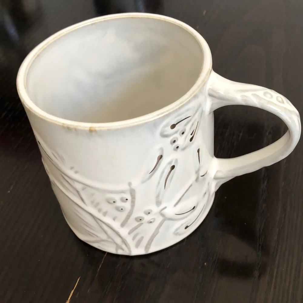 Anthro Yuletide MISTLETOE Mug